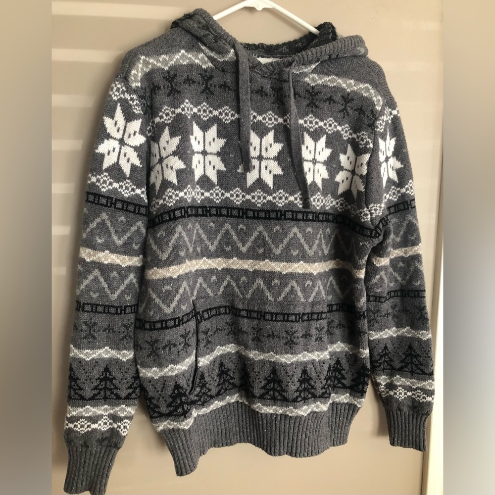 AMERICAN EAGLE OUTFITTERS  Heavy Gray & Black Hooded Sweater  Size s